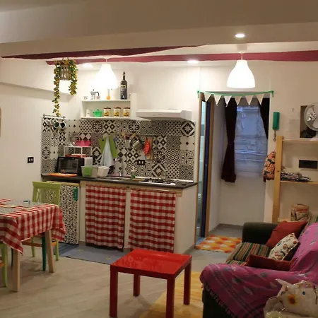 Matis House, Historic Center, San Domenico Square 아파트